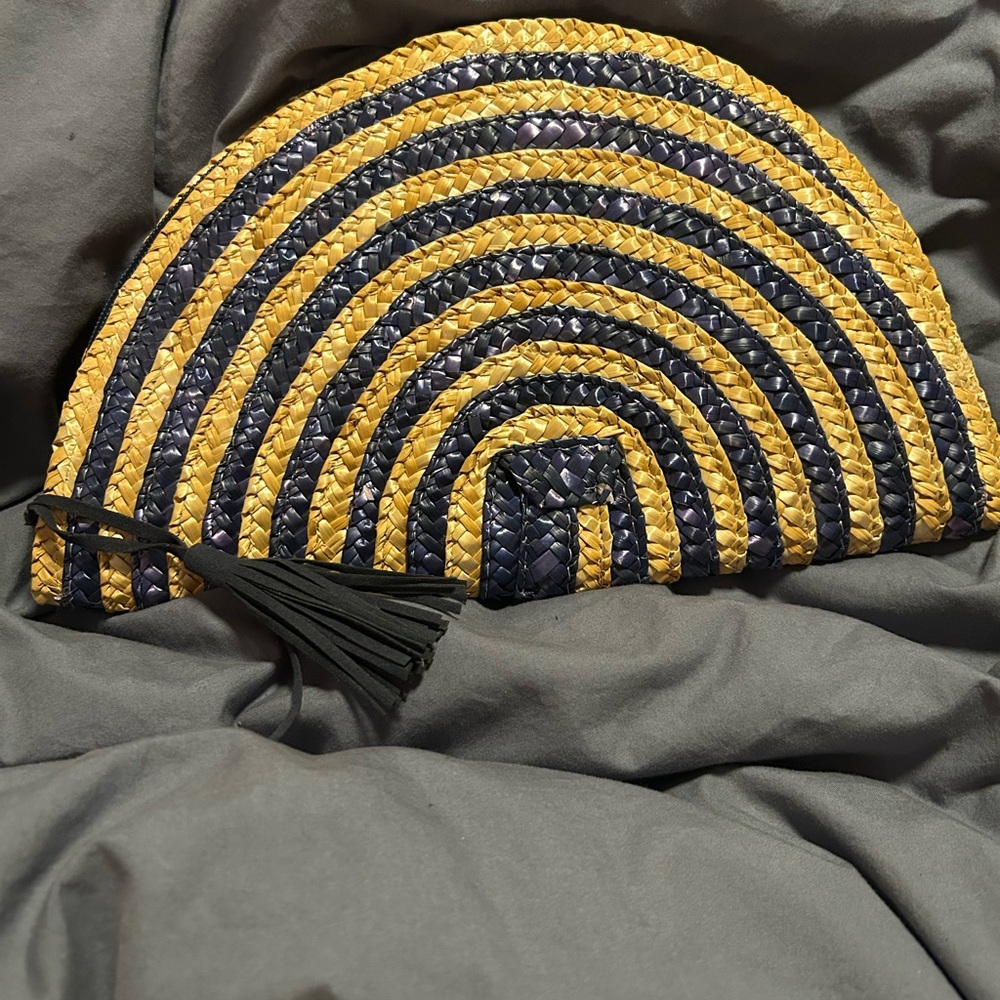 Shiraleah Stylish Blue and natural Woven Clutch
